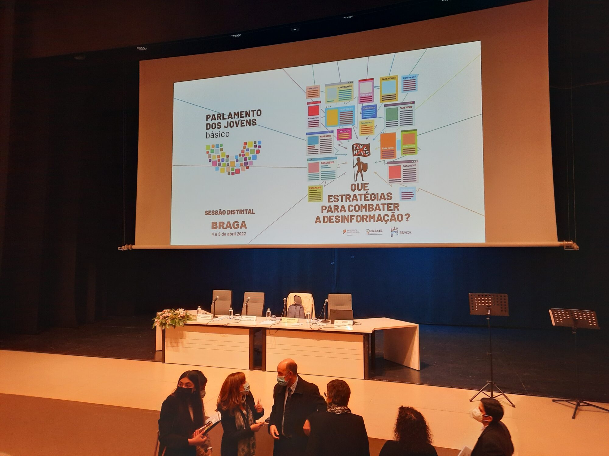 Parlamento dos Jovens